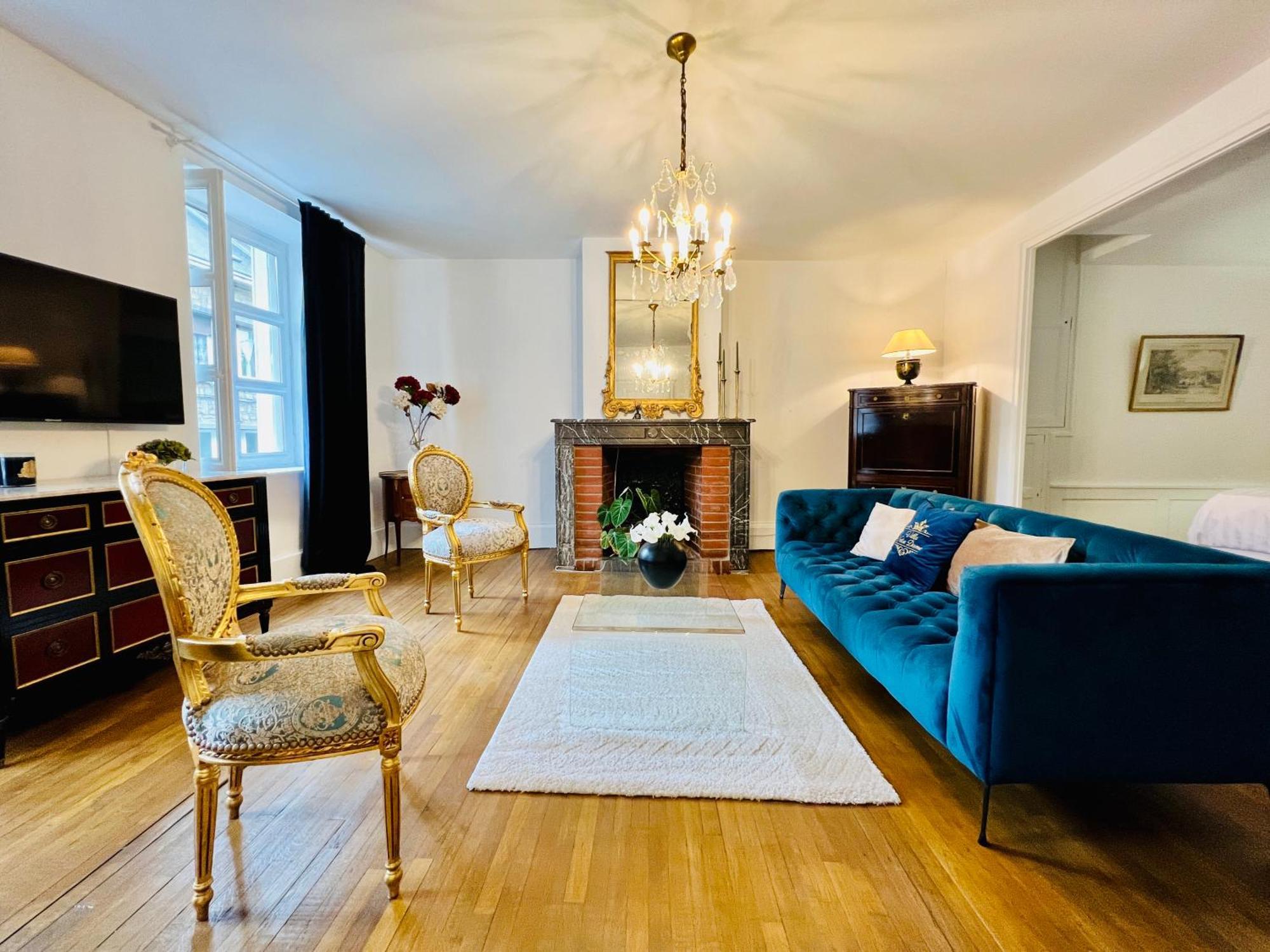 La Suite De Notre Dame Au Pied Du Chateau Fort Sedan Εξωτερικό φωτογραφία